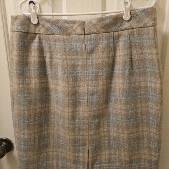 Chadwicks Women's Plaid Pencil Skirt in Tan and Gray - Picture 2 of 5